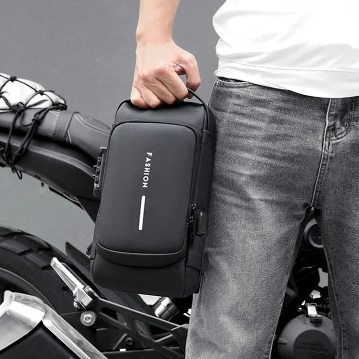 MORRAL ANTIRROBO IMPERMEABLE CON CLAVE